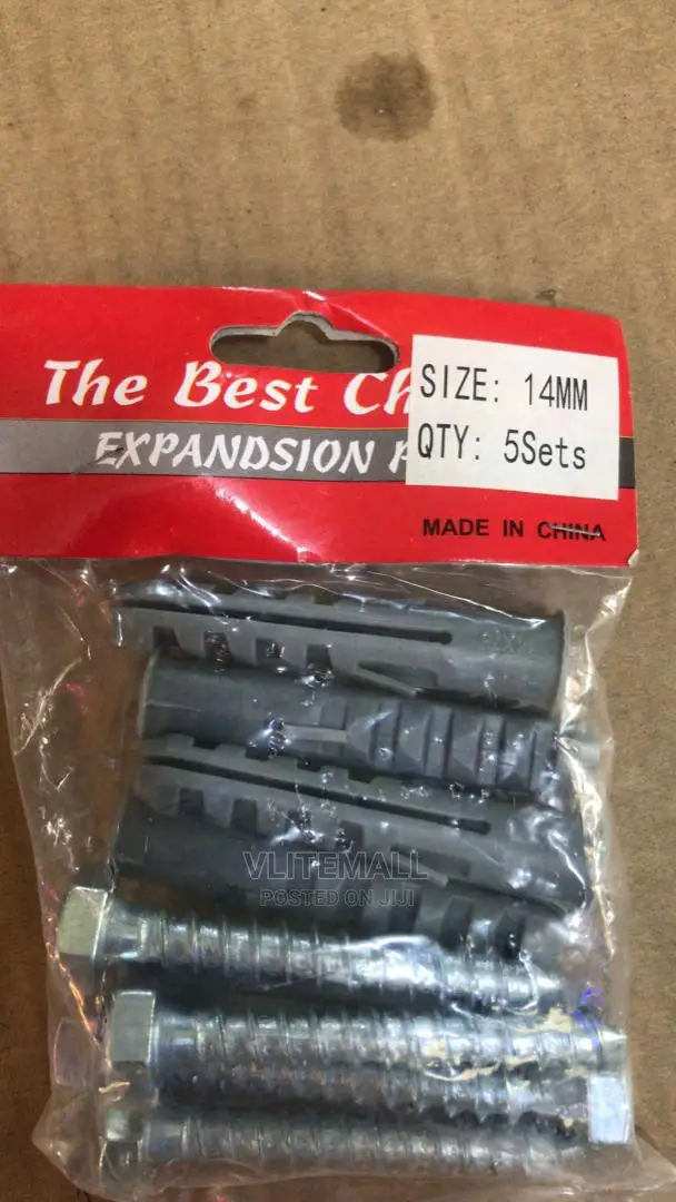 Wall Plugs and Screws (14mm X 70)