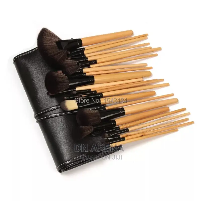 24 Piece Set Makeup Brush