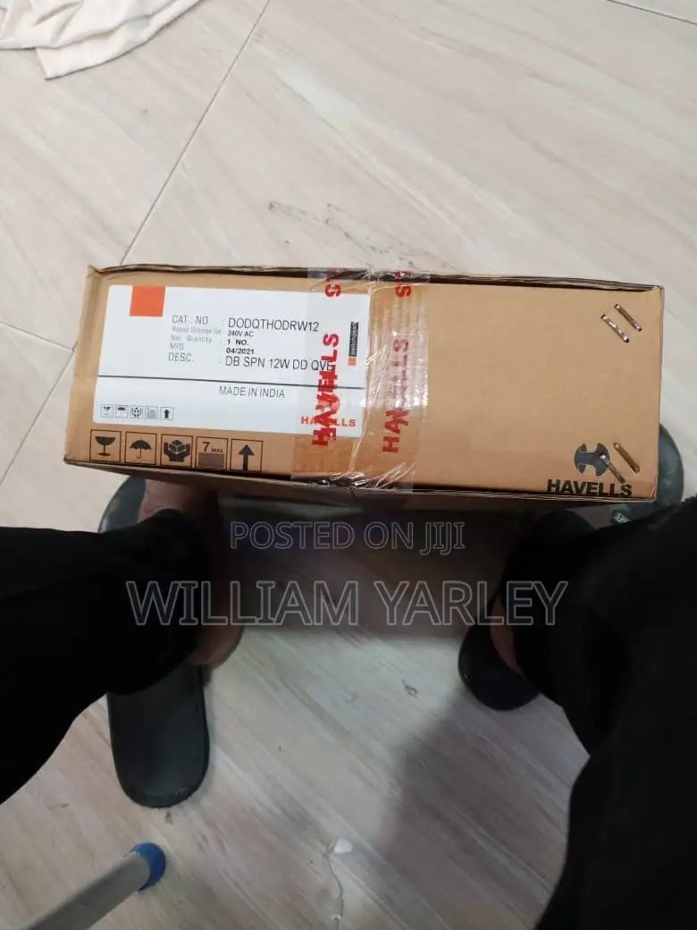 4 Way Harvells Main Switch Distribution Box