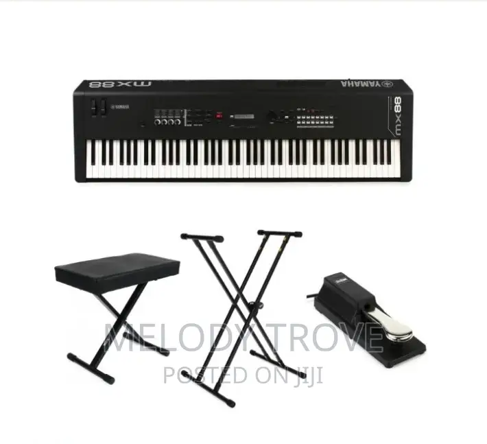Yamaha MX88 Keyboard