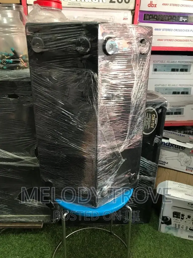 JBL SRX712M 12" Passive Two-Way Professional Speakers