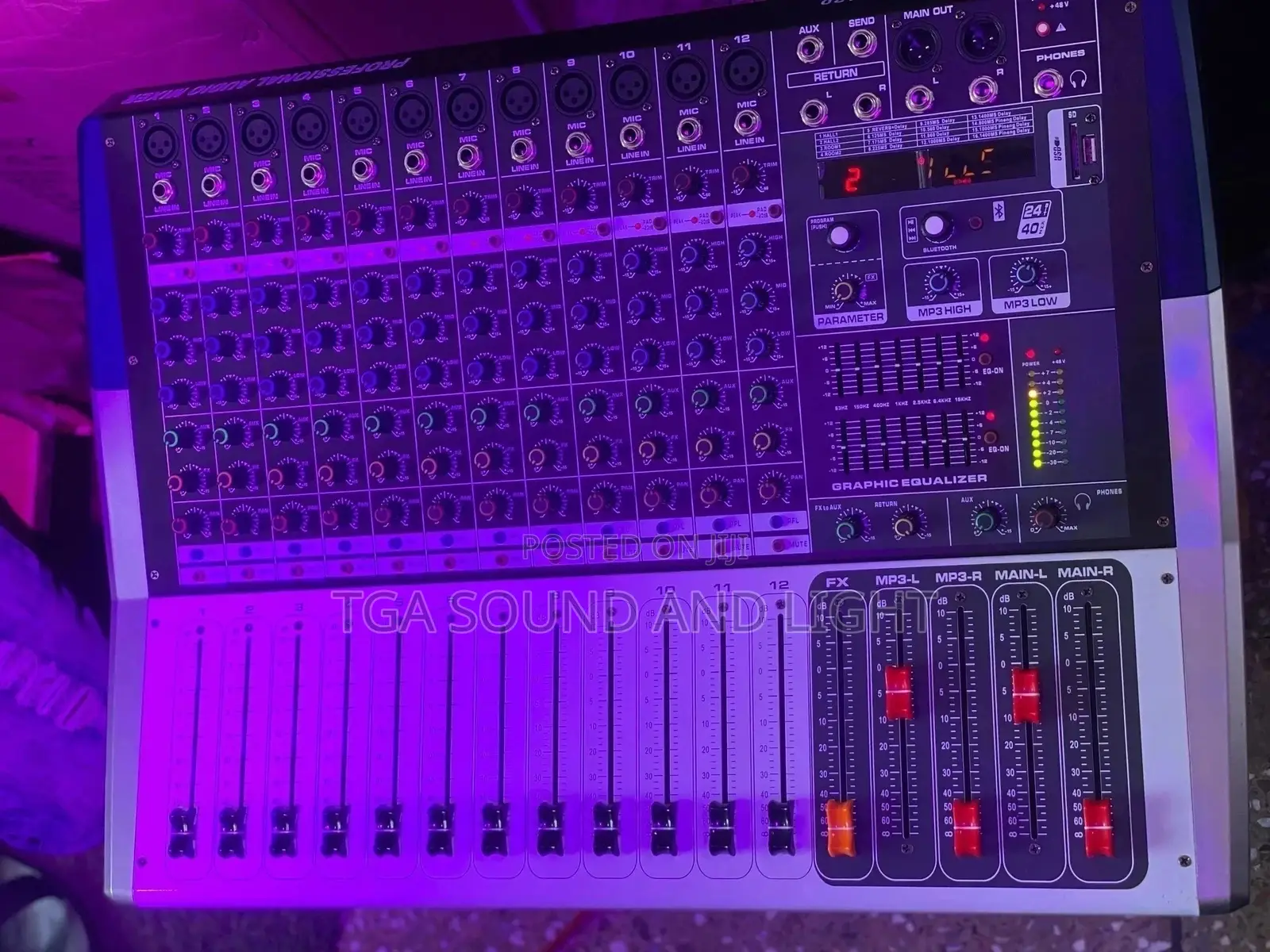 Yamaha 12-channel Powered Mixer