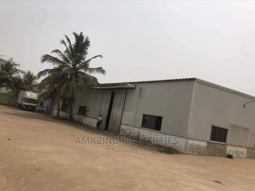 SELLING: Warehouse for Sale at Spintex Road.