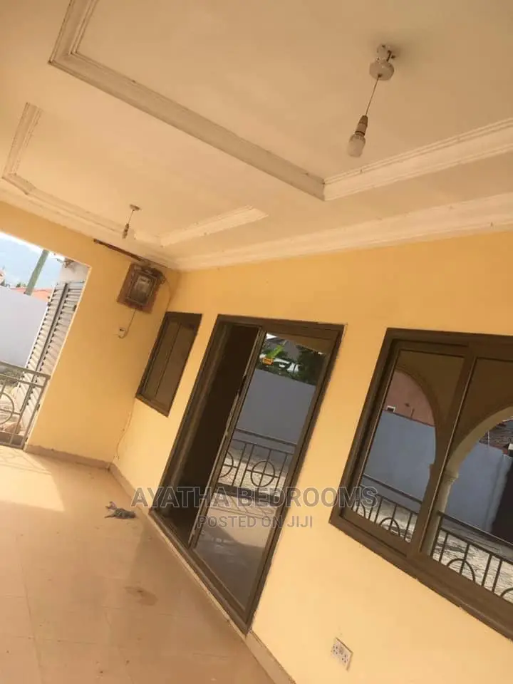 4bdrm House in Ayathar Bedroom, Oyarifa for Sale