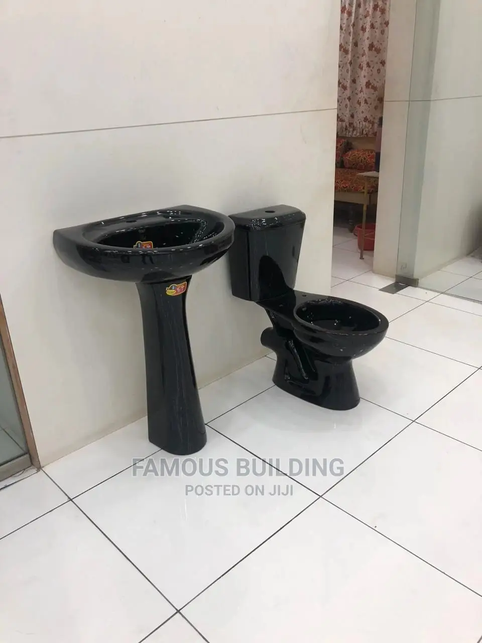 Black Wc With Basin