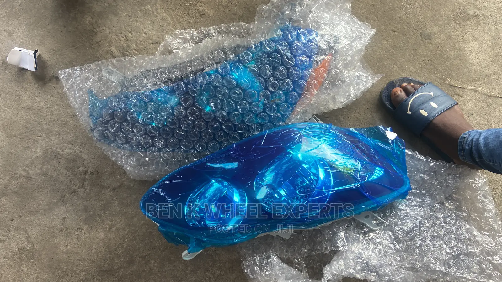 Corolla S 2003-07 Headlight Black