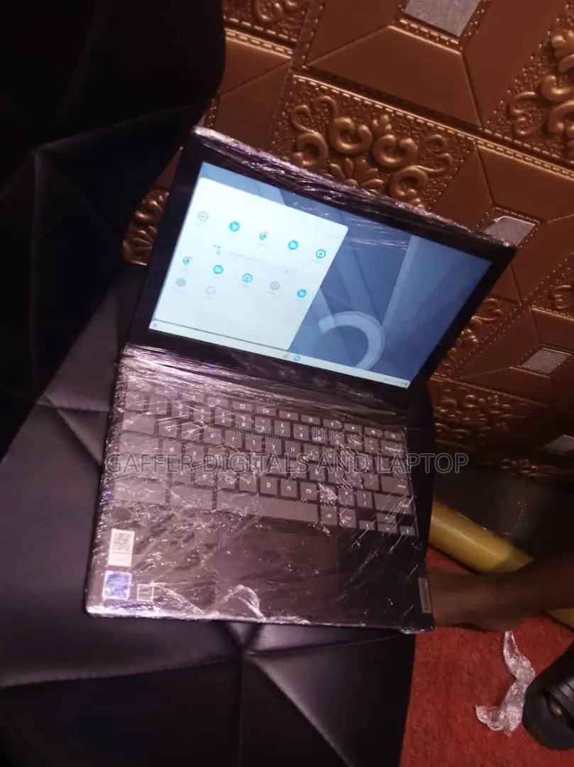 New Laptop Lenovo Chromebook C630 4GB Intel Celeron SSD 160GB