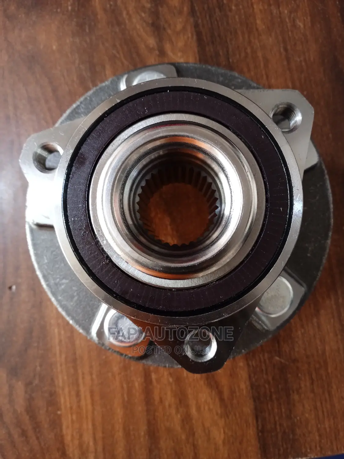 0326. Original U.P Wheel Bearing With Hub From Usa. 513288