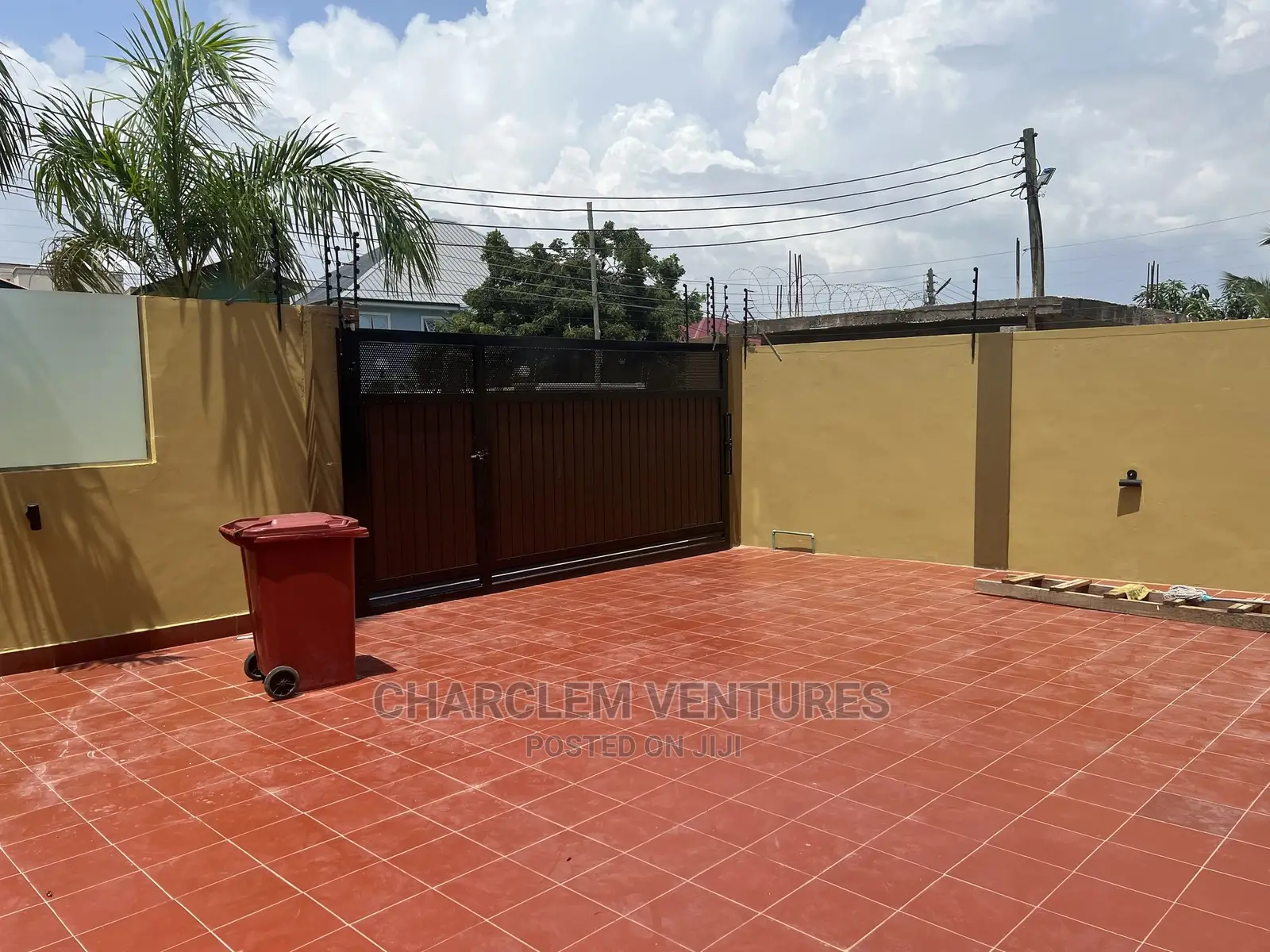Furnished 4bdrm Duplex in Accra Metropolitan for Rent