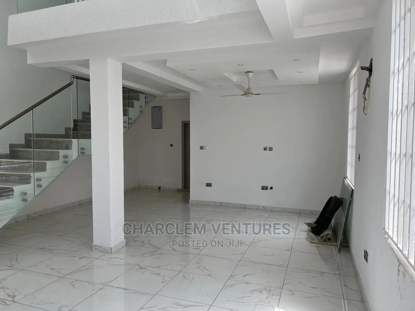 4bdrm Duplex in Accra Metropolitan for Sale