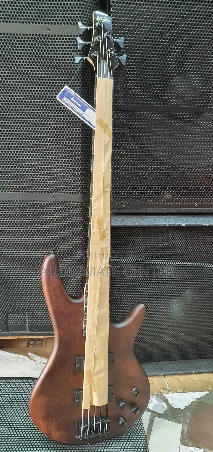 Ibanez Soundgear Active Bass Guiter