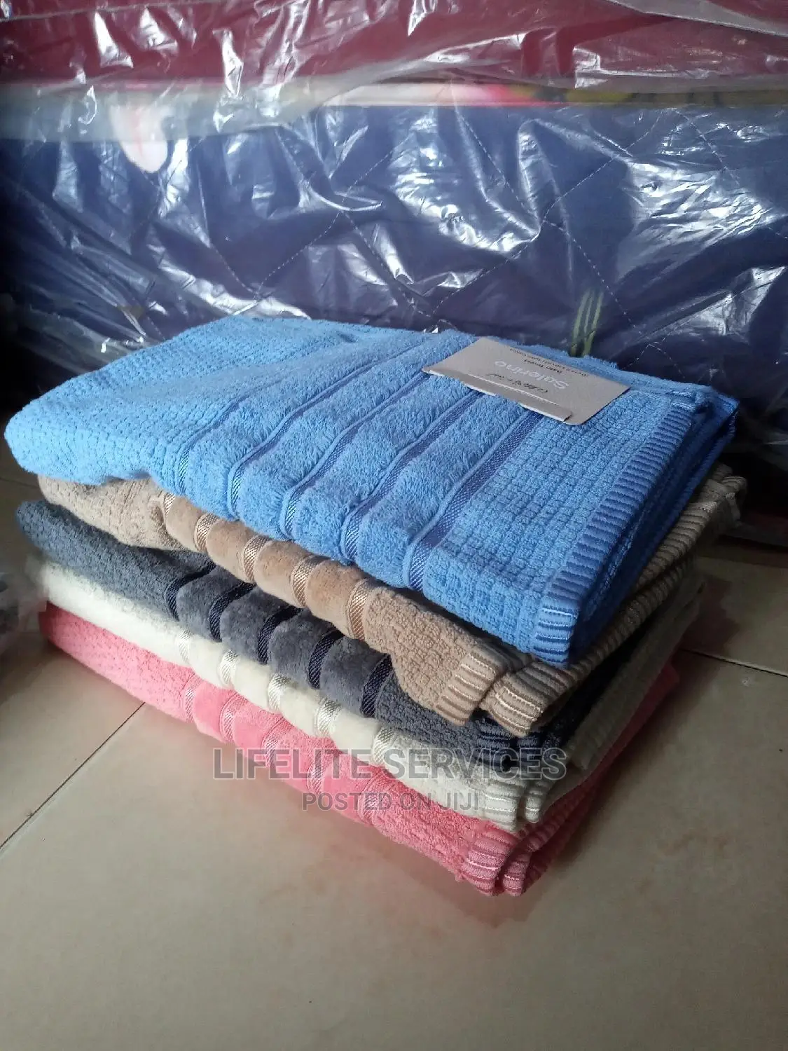 100% Cotton Bath Towel