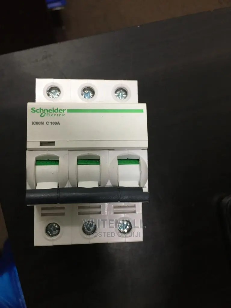 Schneider 3 Pole 3 Phase 63A Circuit Breaker