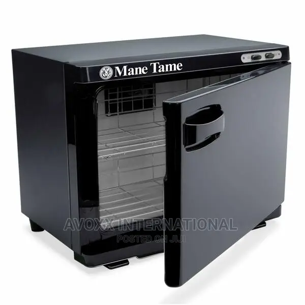 Mane Tame Professional Barber Large Towel War 