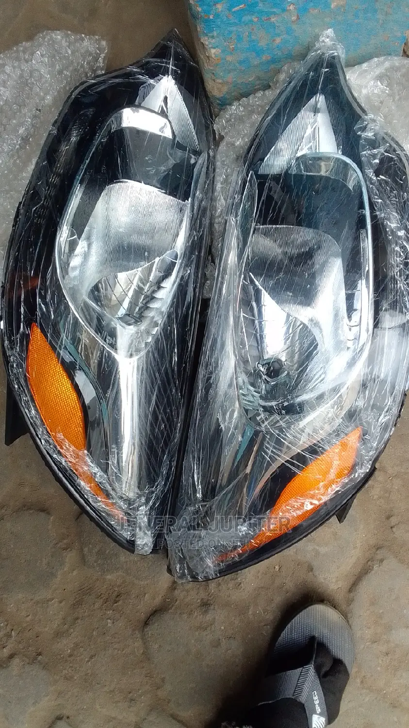 Kia Rio 2012/14 Headlight Pair (Saloon)