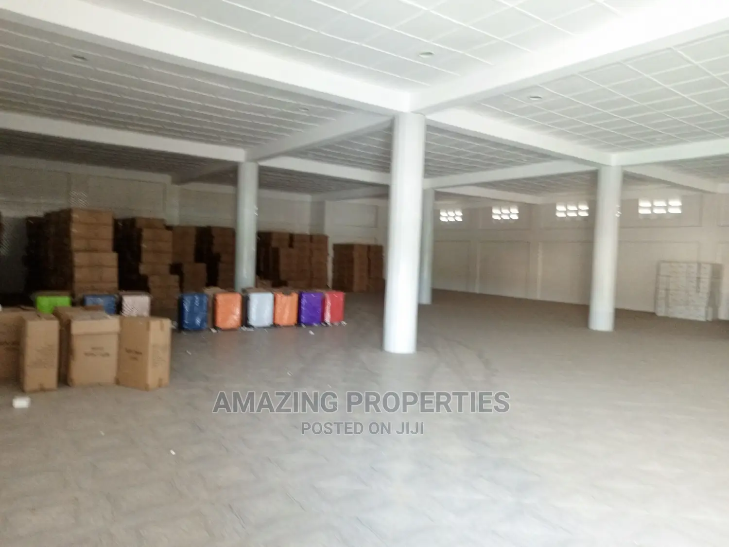 For Rent 500sqm We're House at Achimota