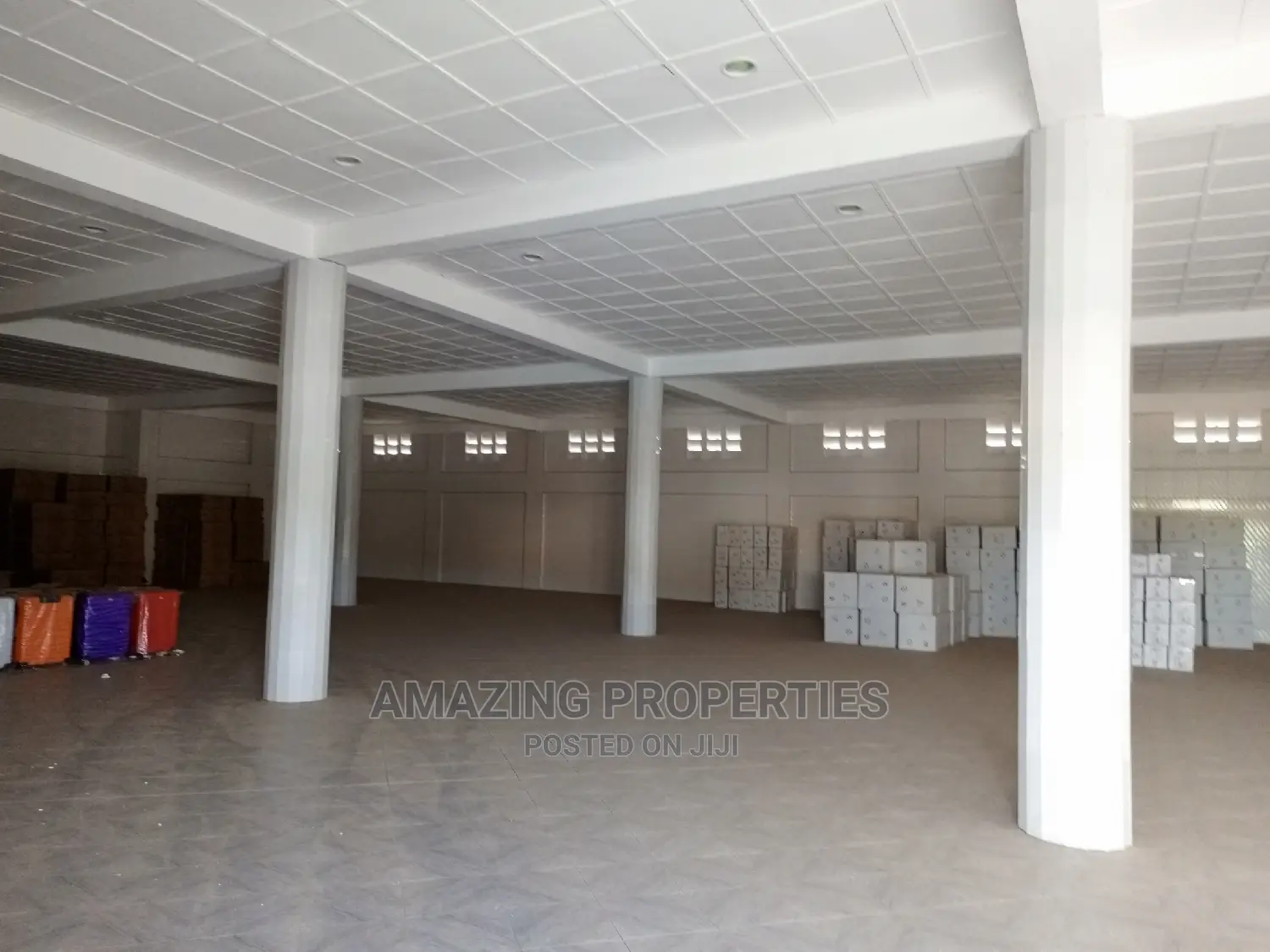 For Rent 500sqm We're House at Achimota
