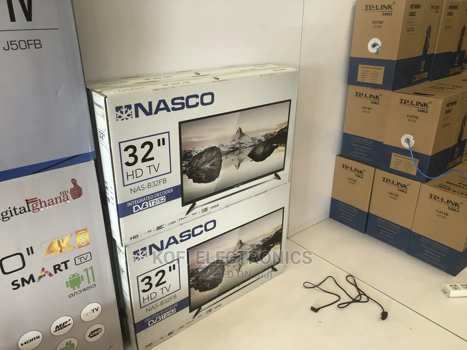 User Friendly Nasco NAS-B32FB 32 Inches Digital Satellite TV