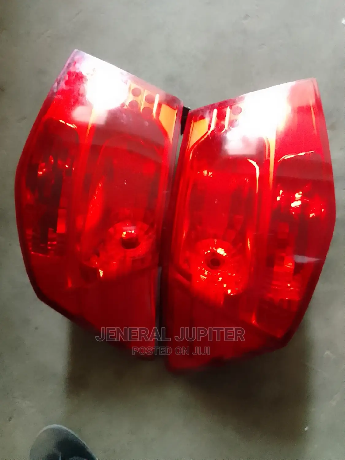 Kia Forte/Cerato 2009-12 Tail Light Pair .