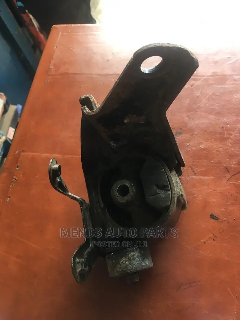 Toyota Corolla Engine Mount and Gear Box Seat Mount