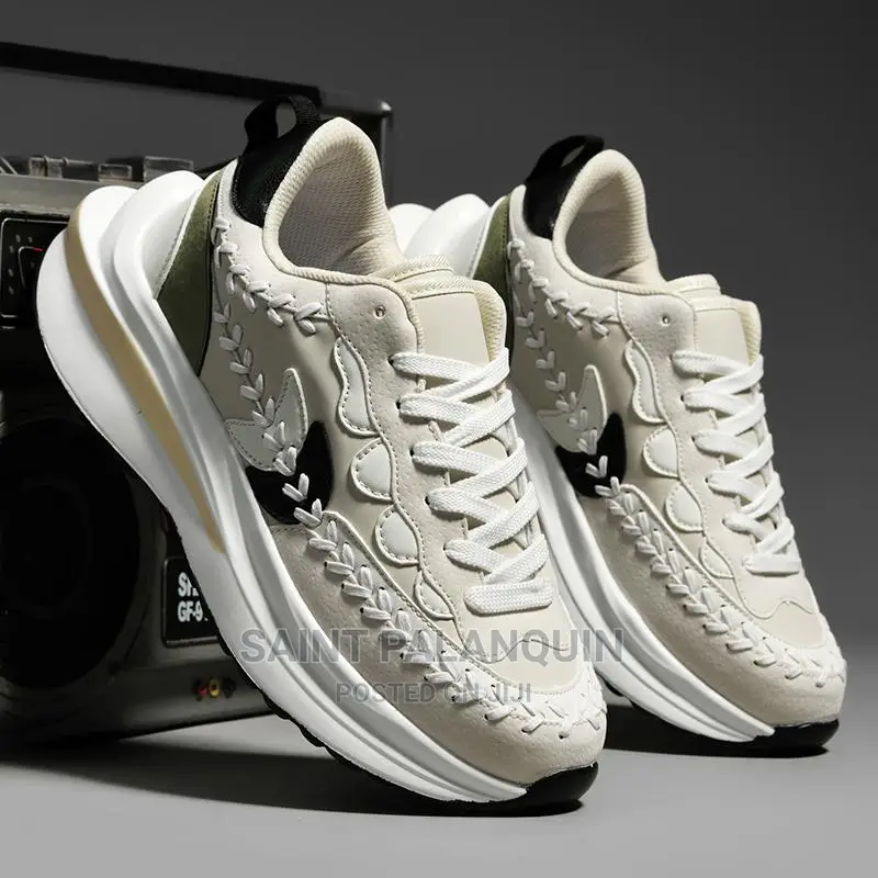 Nike Sneaker