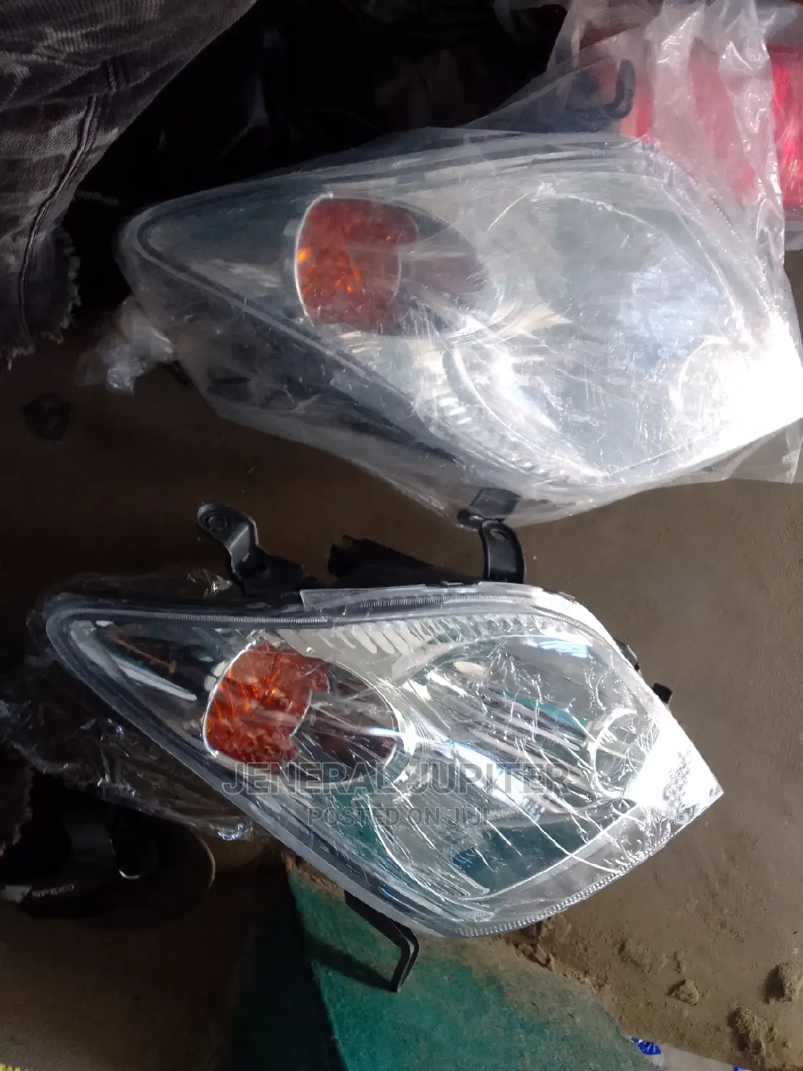 Toyota Scion XA Headlight Pair Available.