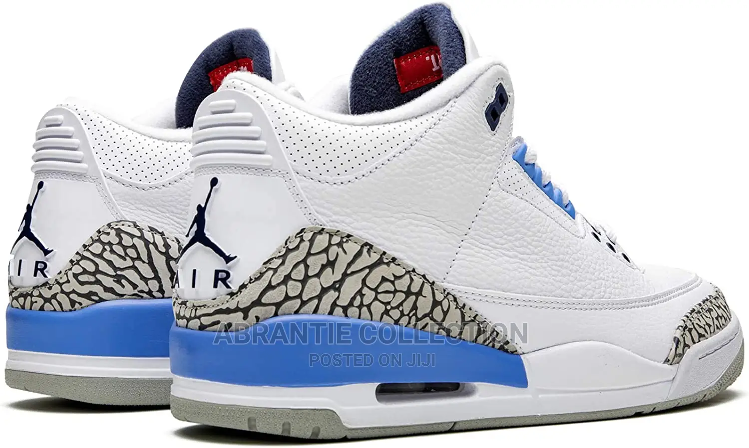 Air Jordan Retro 3 UNC