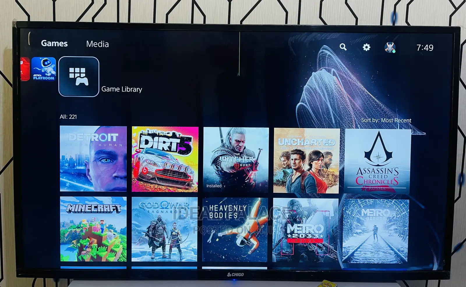 Playstation 5 Standard With About 100 Games