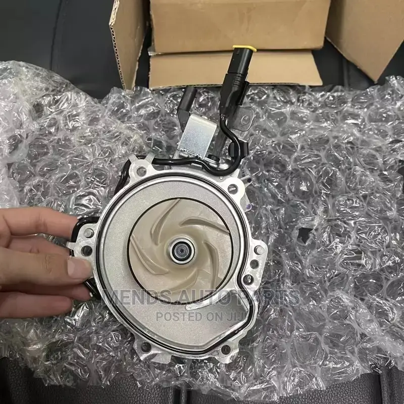 Range Rover Velar Water Pump Original