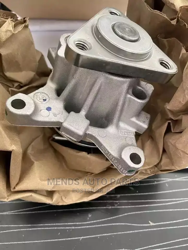 Land Rover Range Rover Engine Water Pump Brand New Original