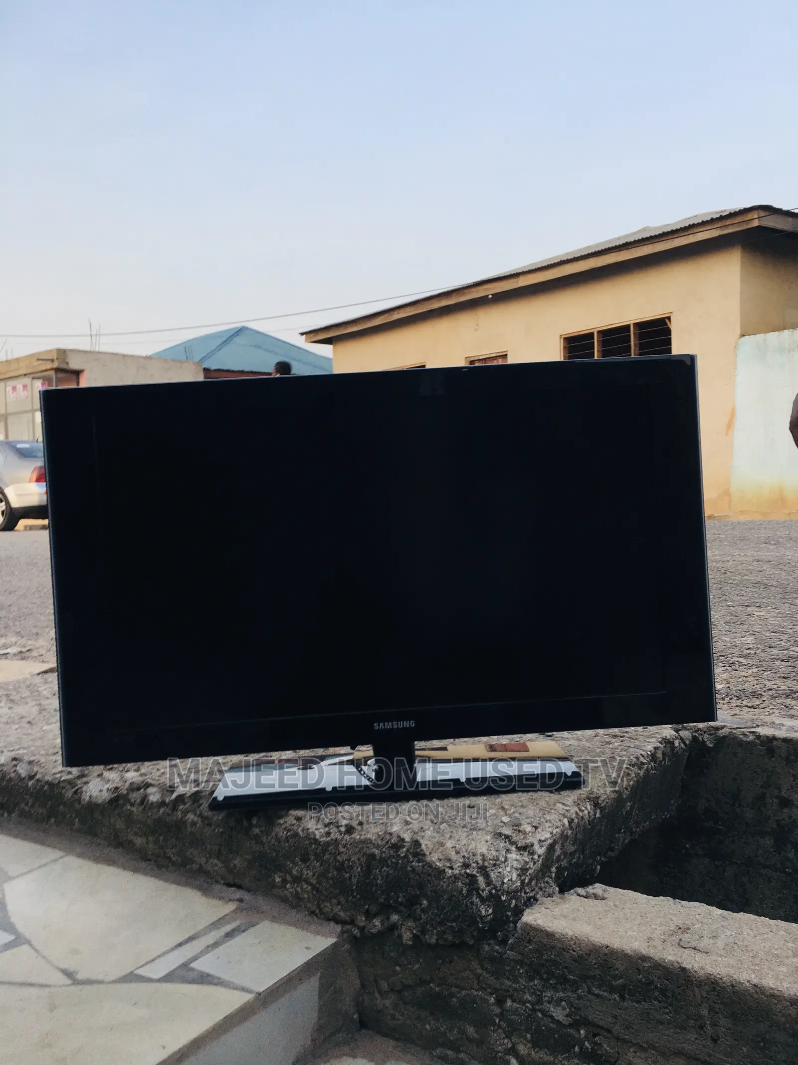 42inches Samsung Slim Digital Tv