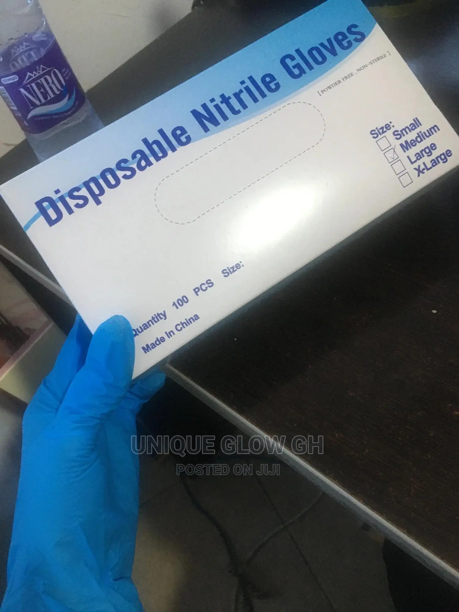Disposable Nitrile Blue Fits Well, Tight