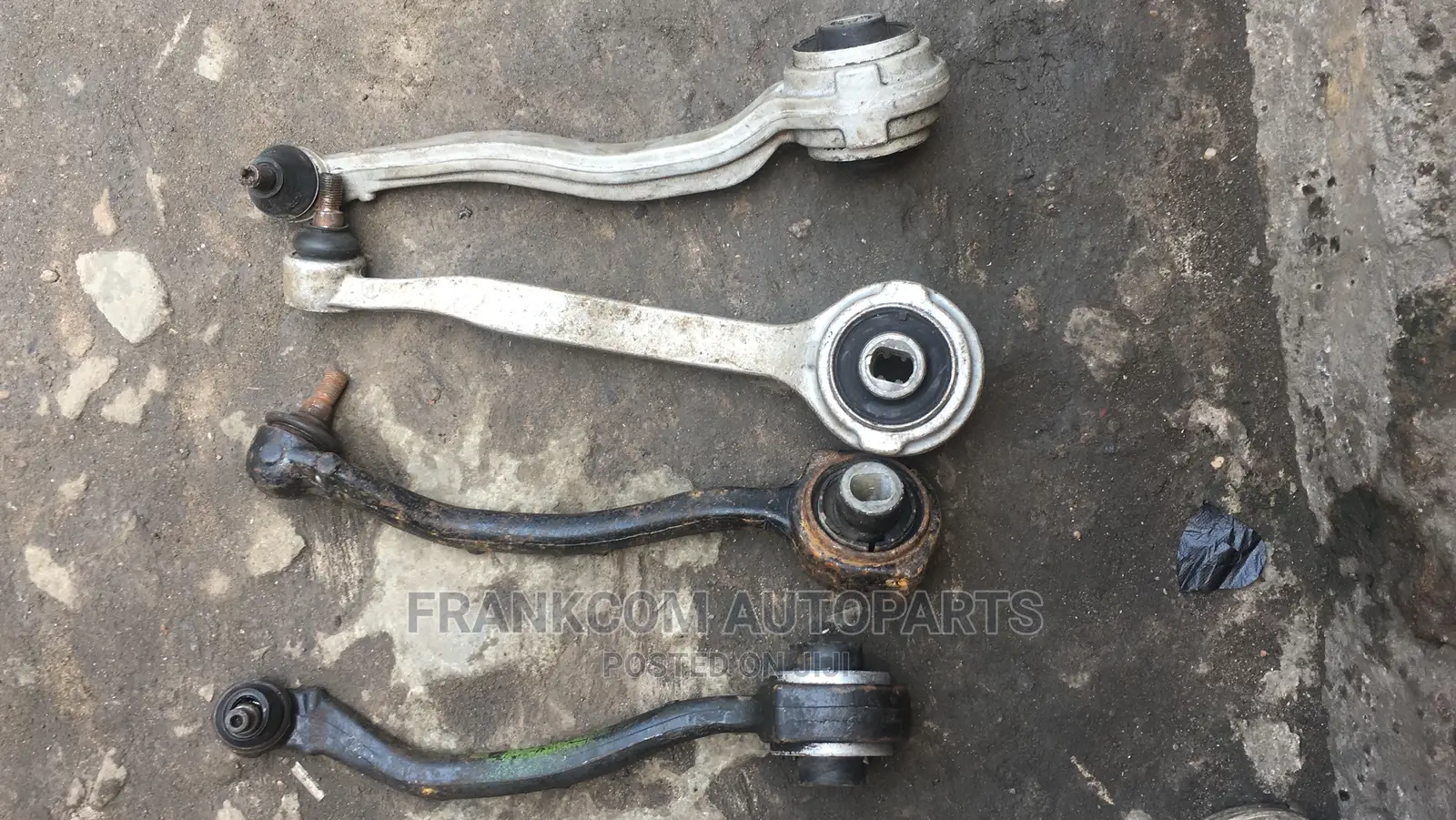 Mercedes Benz C250 Complete Arm Front.