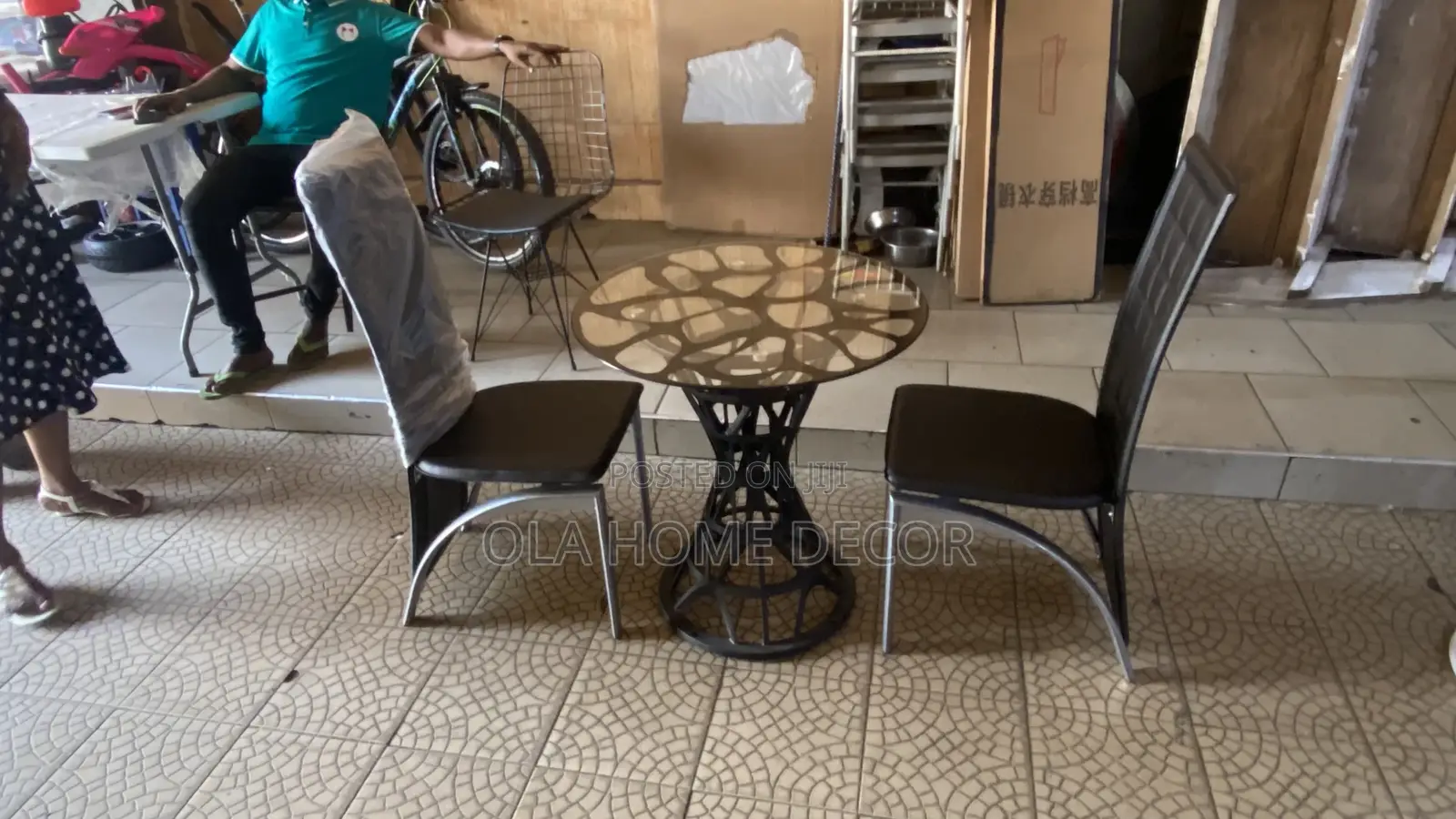 Dinning Table