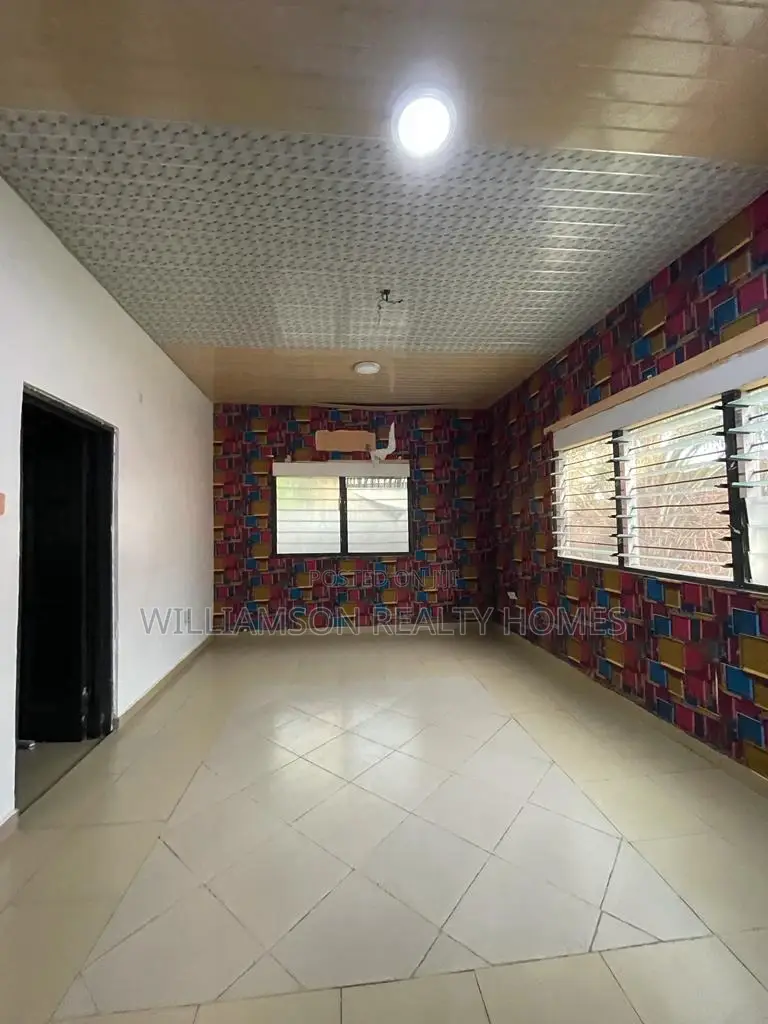 1bdrm Apartment in Community 18, Spintex for rent