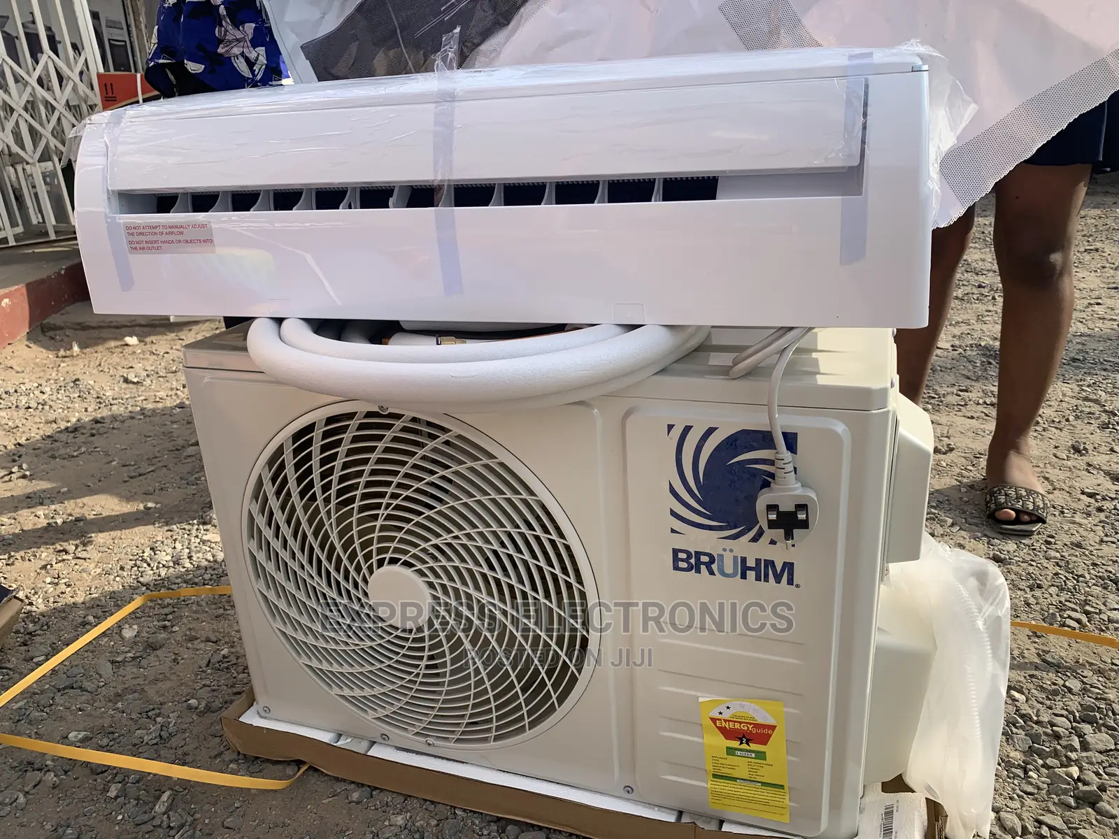 Fast Cooling Bruhm 2.0hp Splitr410 Gas Inverter+AC Wallmount