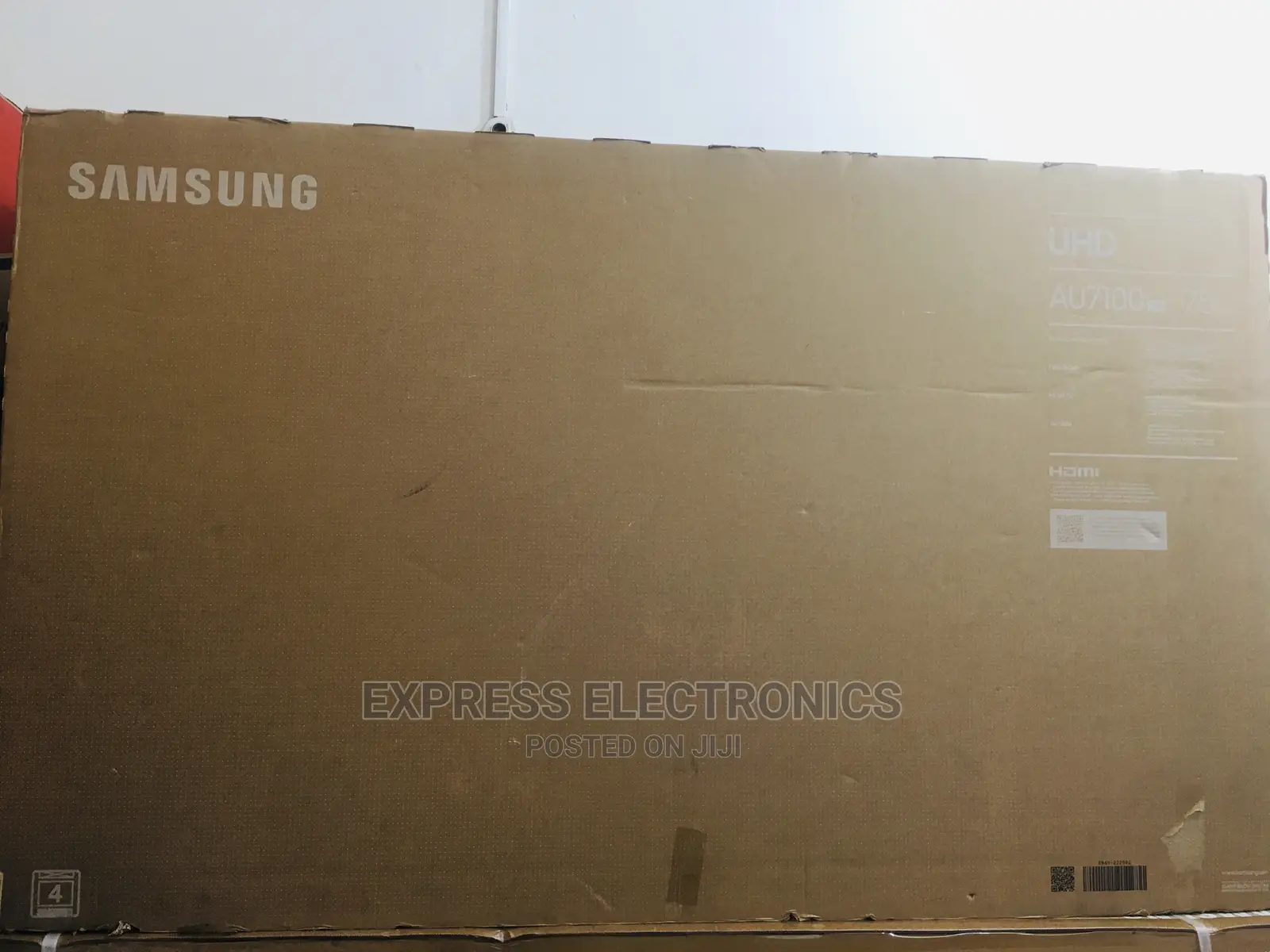 Slim Quality UHD Smart Samsung 75”75AU7172+Wallmount
