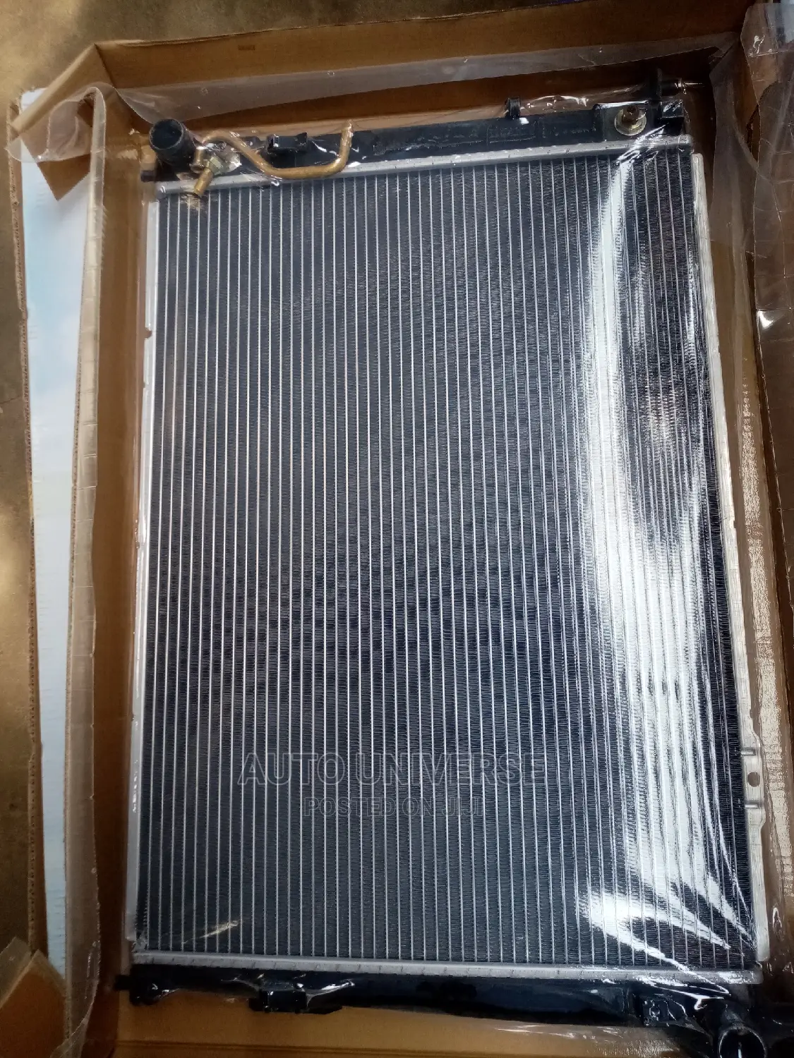 Hyundai Santafe 2013 To 2017 Radiator Tank Available