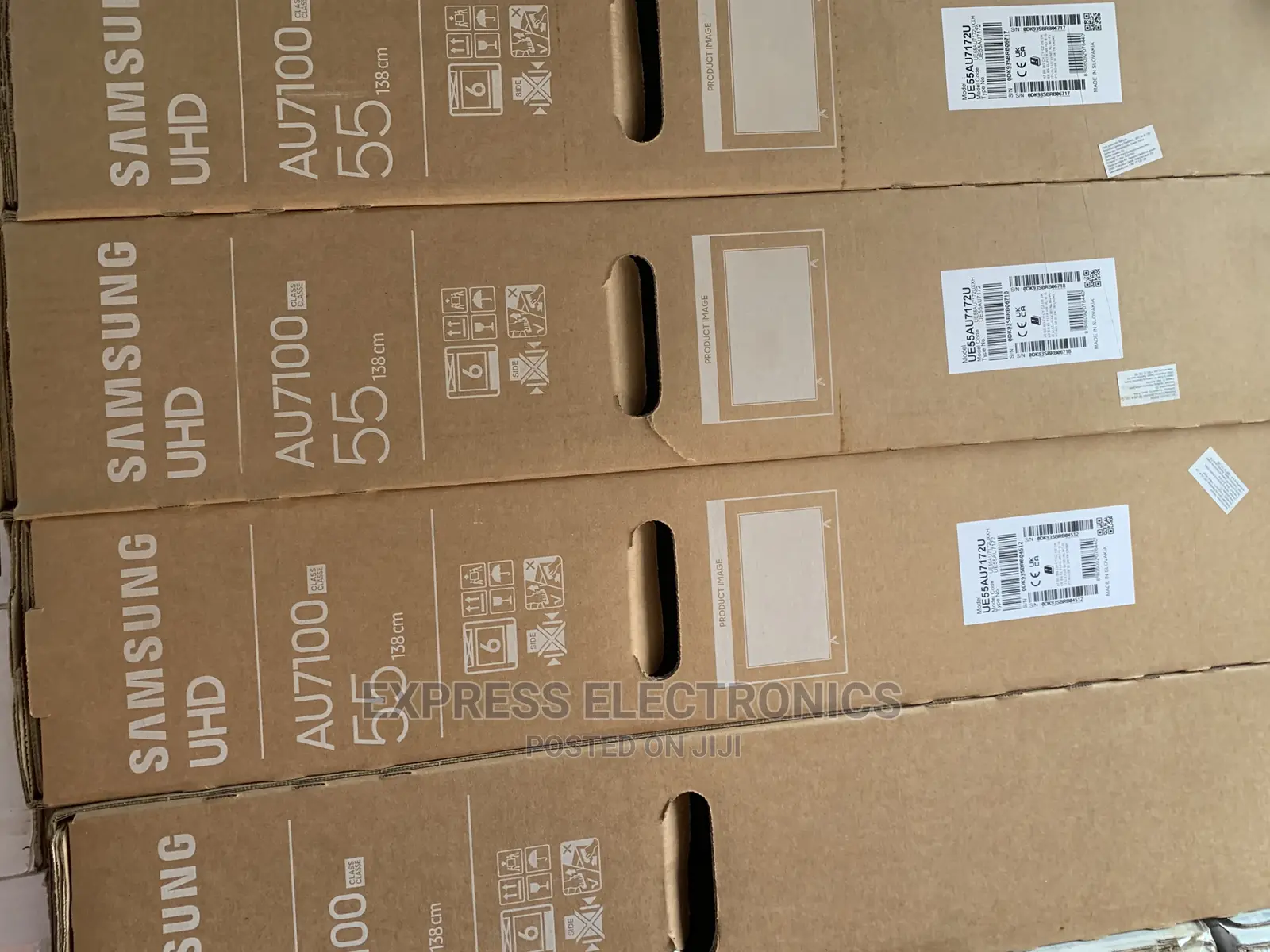 True Cinema Experience Samsung 55”AU7172 UHD Smart Tv