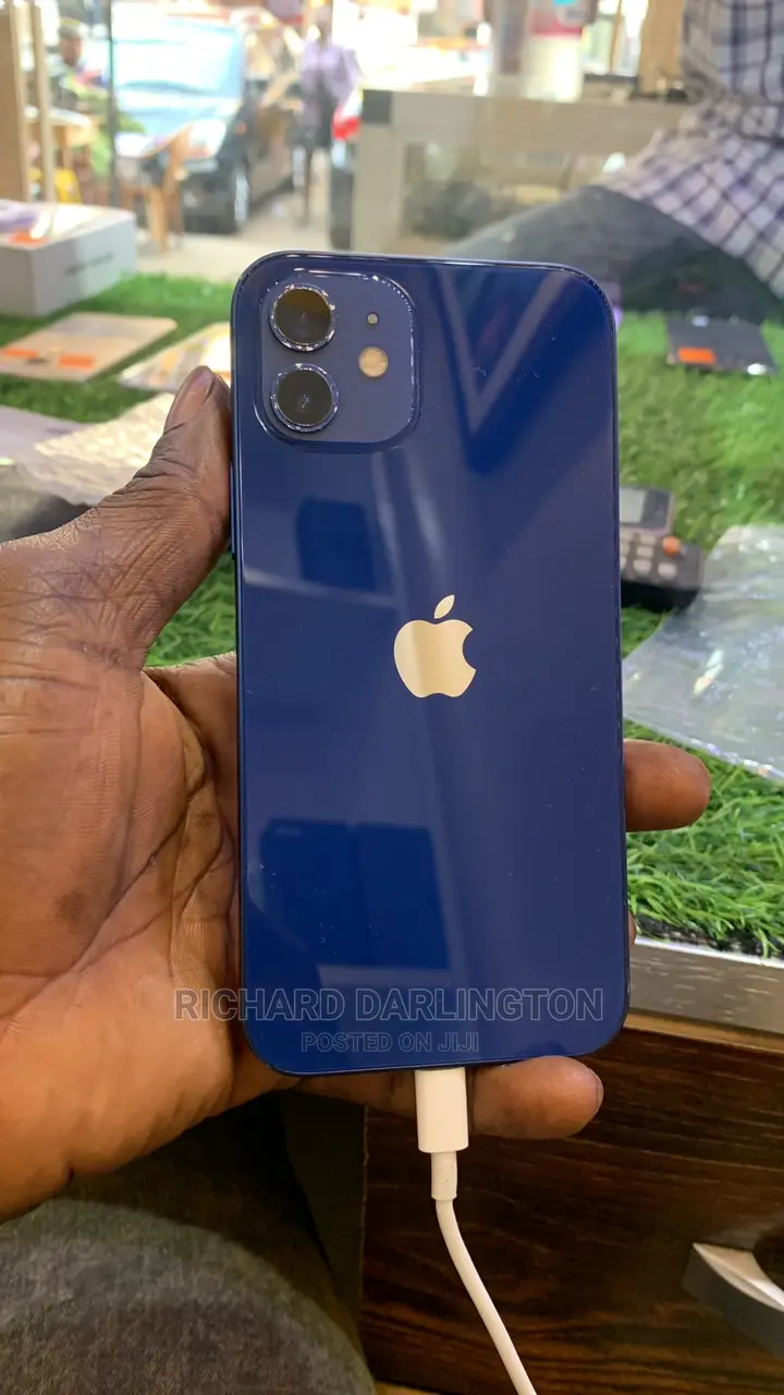 Apple iPhone 12 64 GB Blue