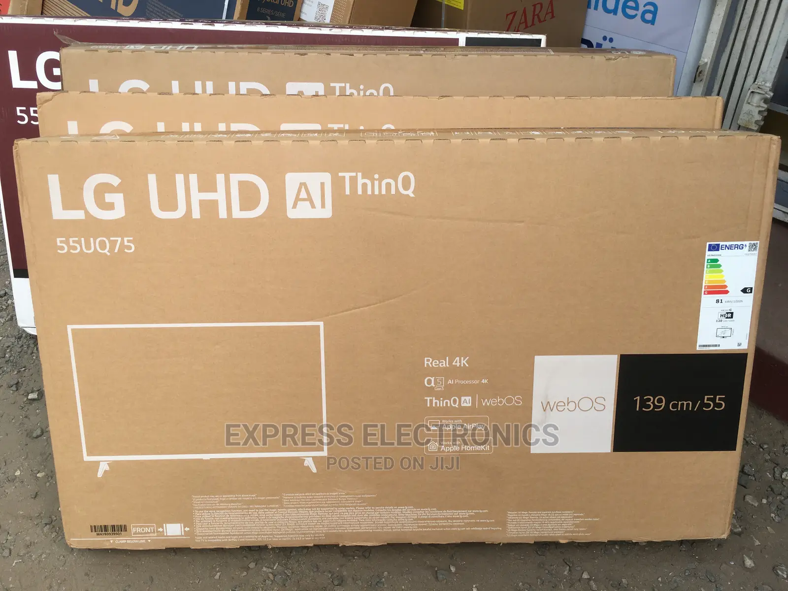 Durable New 55”UQ7500 UHD Real Smart Tv +Mount