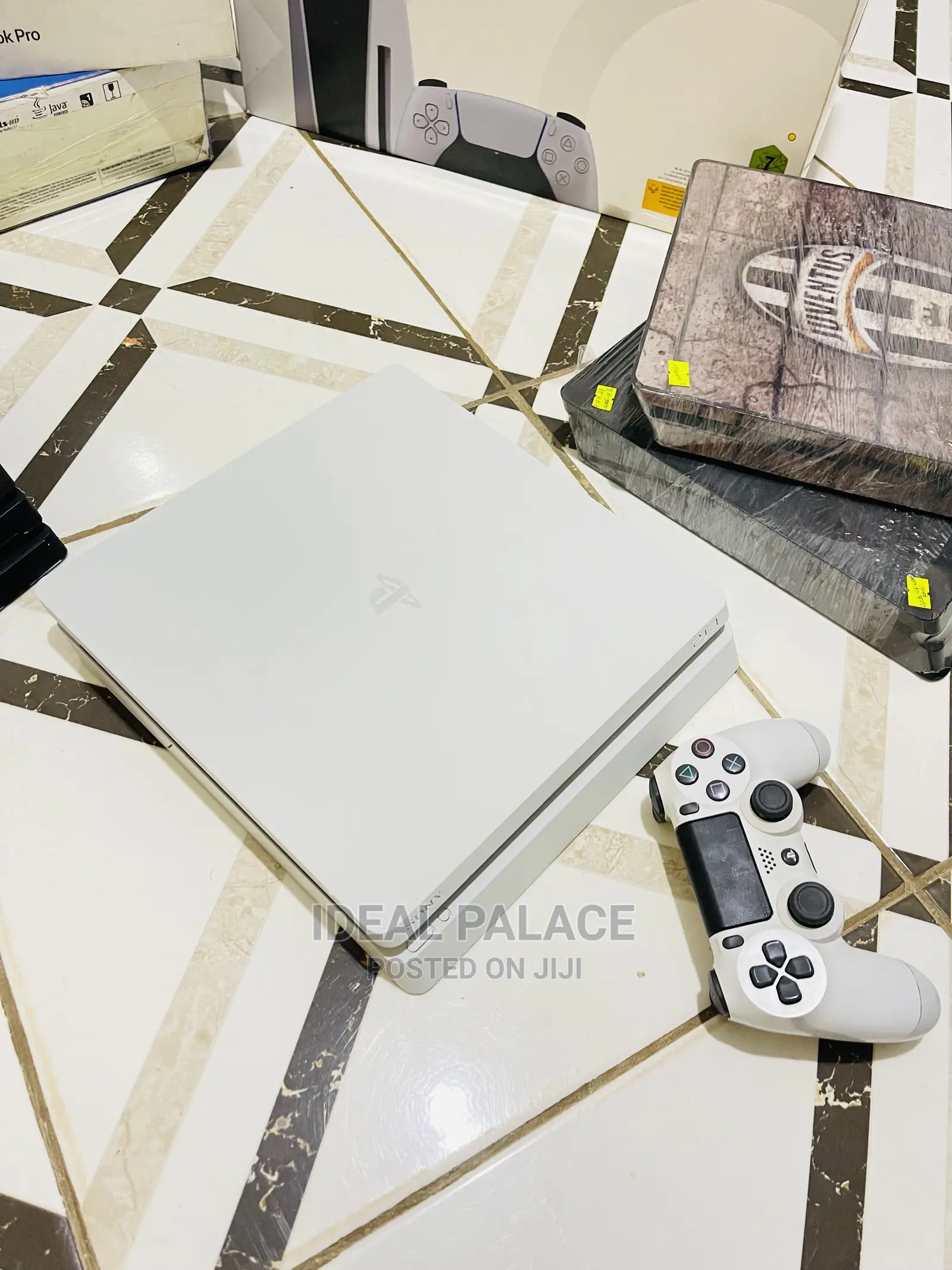 Playstation 4 Slim White Edition With Games