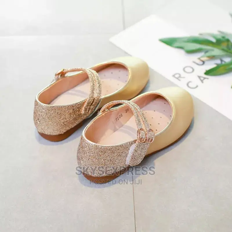 Little Girls Leather Shoe