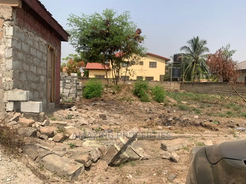 1.37 Acres of Land at Achimota Neoplan