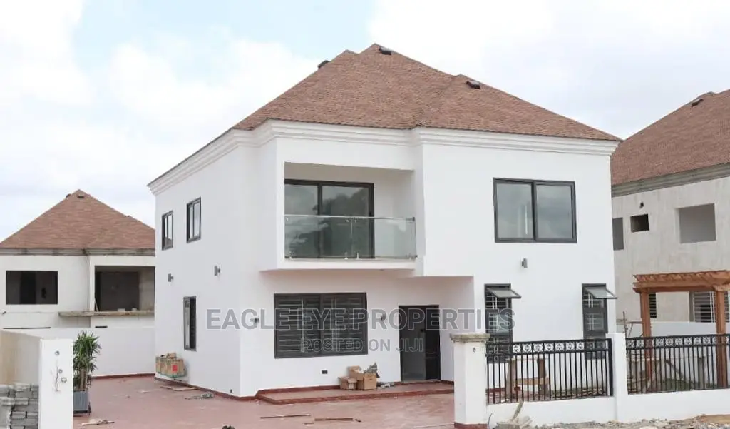 3bdrm House in Adenta for sale