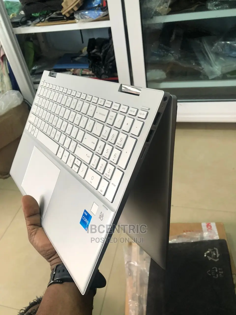 New Laptop HP Pavilion X360 15t 8GB Intel Core I5 SSD 512GB