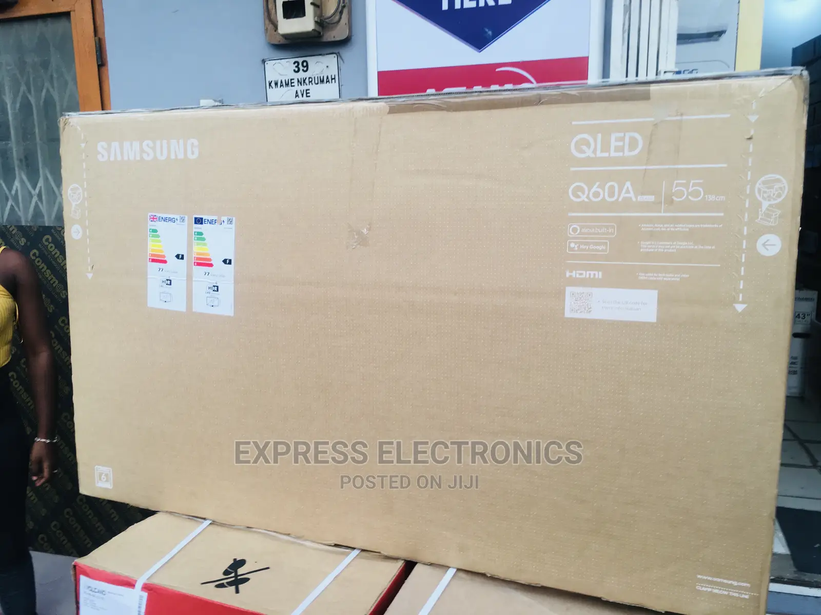+Free DSTV)55”UHD Smart Samsung Sleek Design QLED Tv
