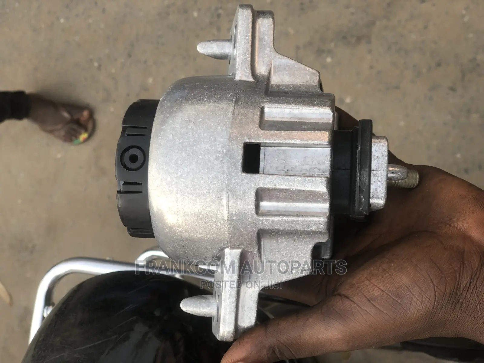 Range Rover Velar 2017-2020 Engine Mount/Seat