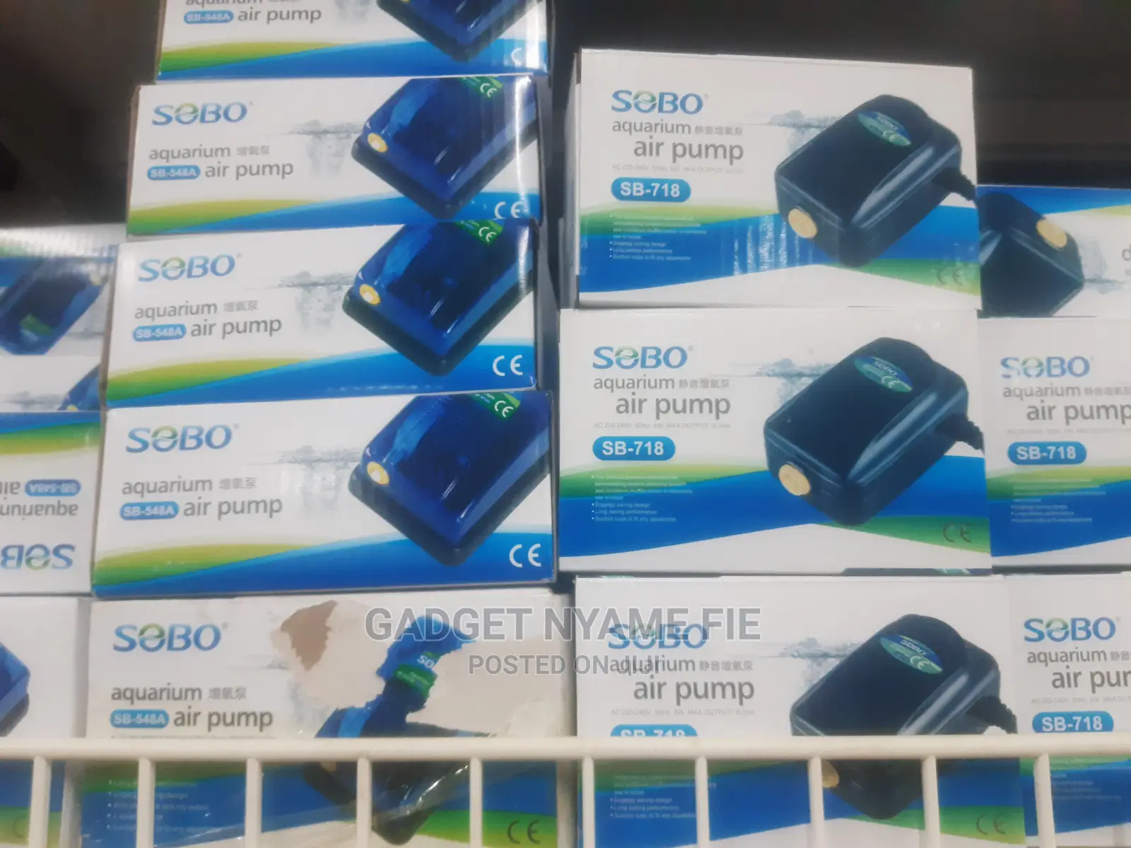 Single Outlet Aquarium Air Pump With Tube and Stone