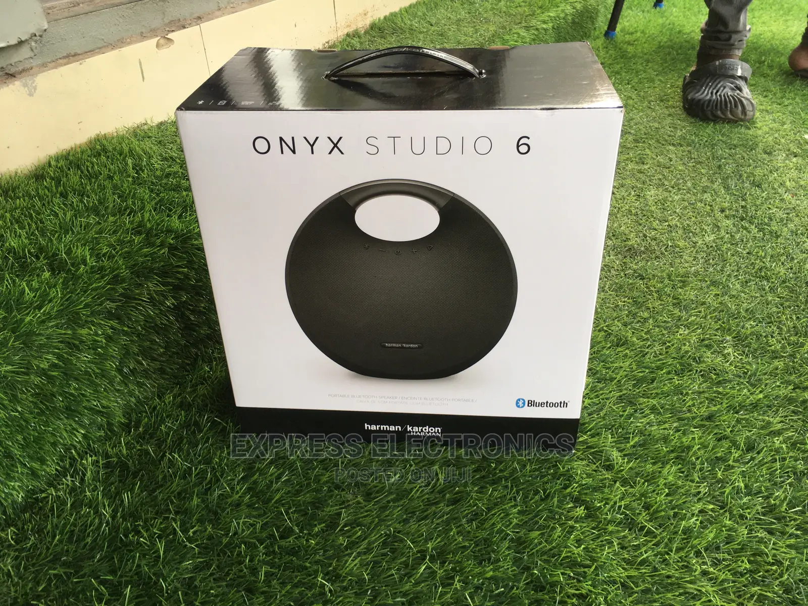 Dual Sound Connects 2 Speakers Together Harman Kardon Onyx 6